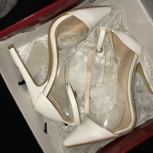 WHITE PUMPS